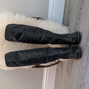 MIA Limited Edition Black Fahrenheit Height Boots size 8.5